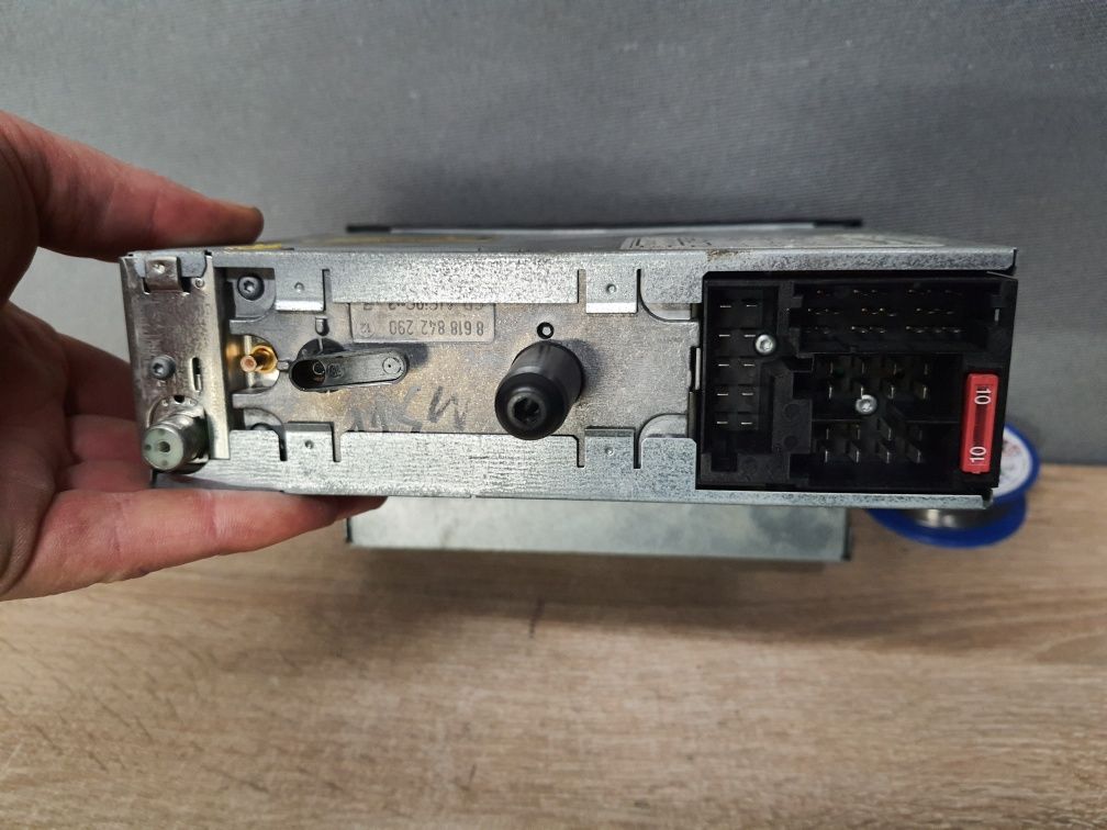 Radio samochodowe VW Volkswagen MCD Navi + kod Passat B5 Golf 4, T5