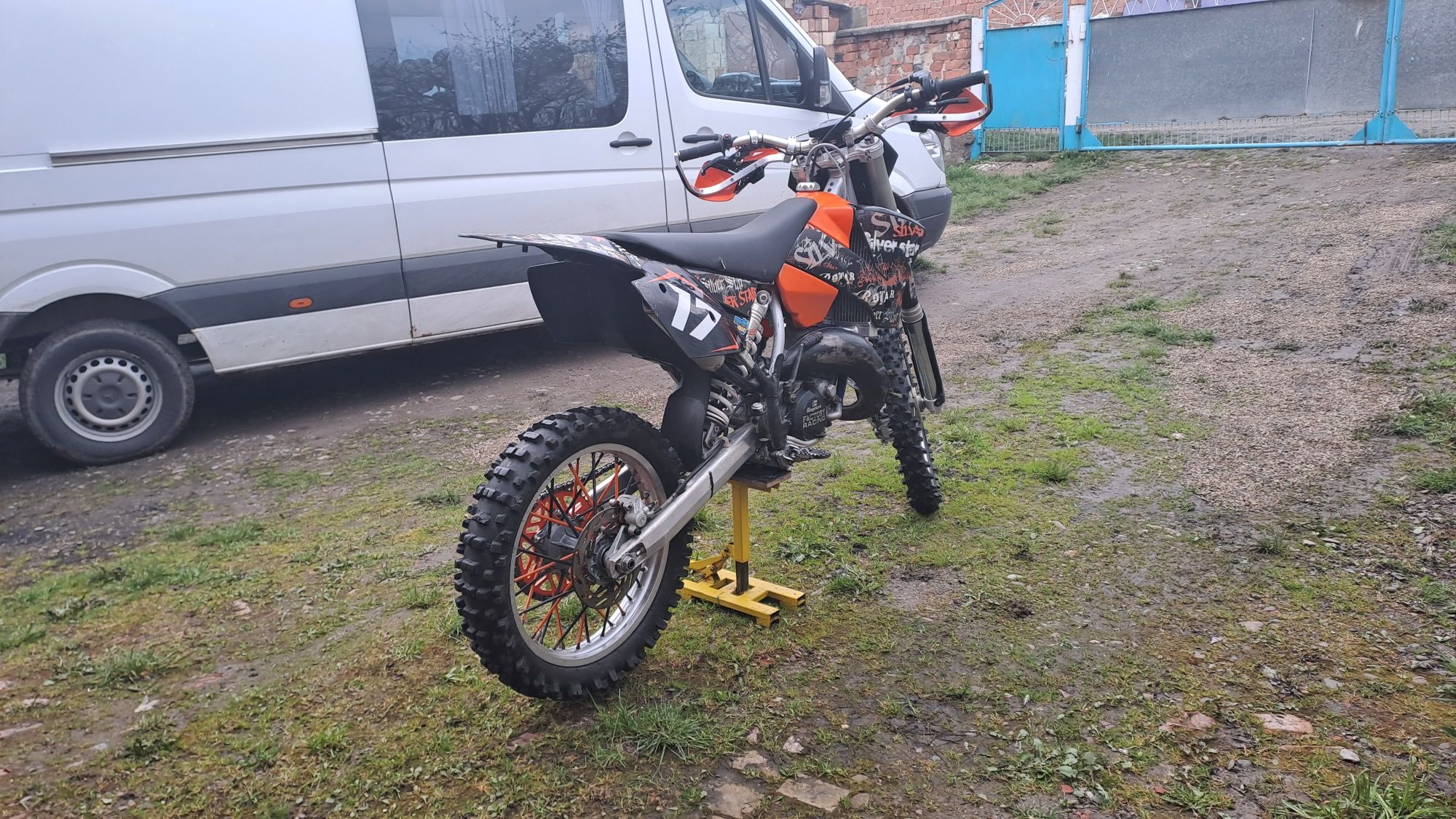 Ktm sx 125.         .