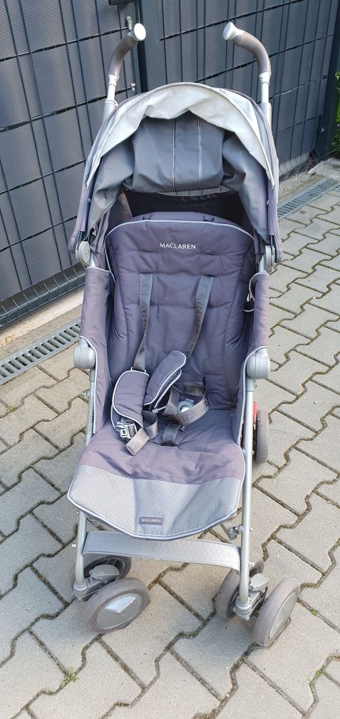 Sprzedam wózek spacerówkę Maclaren kolor szary, stan dobry