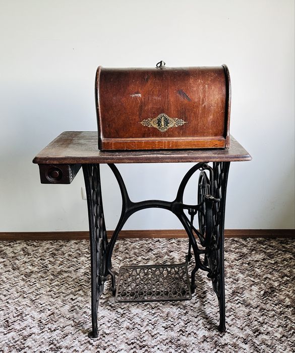 Máquina de Costura Singer