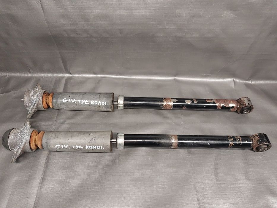 Stan BDB KOMPLET KOMBI VW Golf IV 4 Bora amortyzatorów tył tylnych