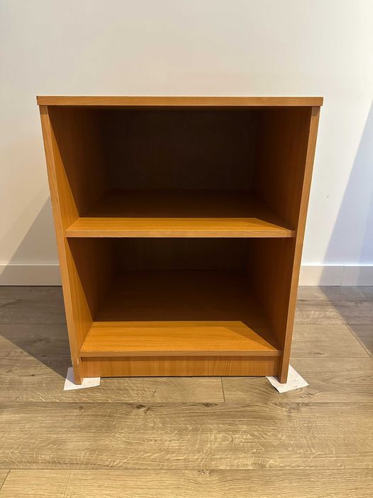 Używany komplet mebli - biurko + szafka