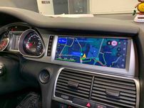 Магнітола Audi Q7  карплей