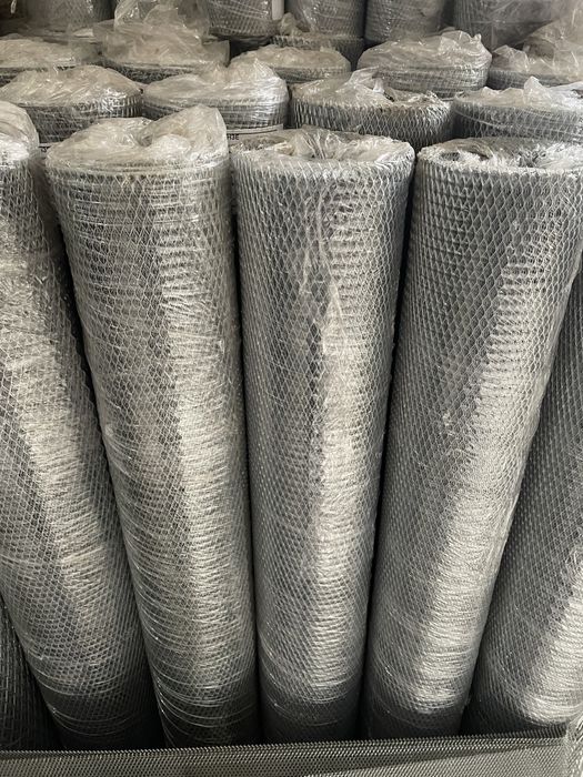 Сітка просічно-витяжна для штукатурки кліток кошниця Сетка просечная