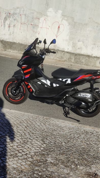 Aprilia sr gt 125 replica