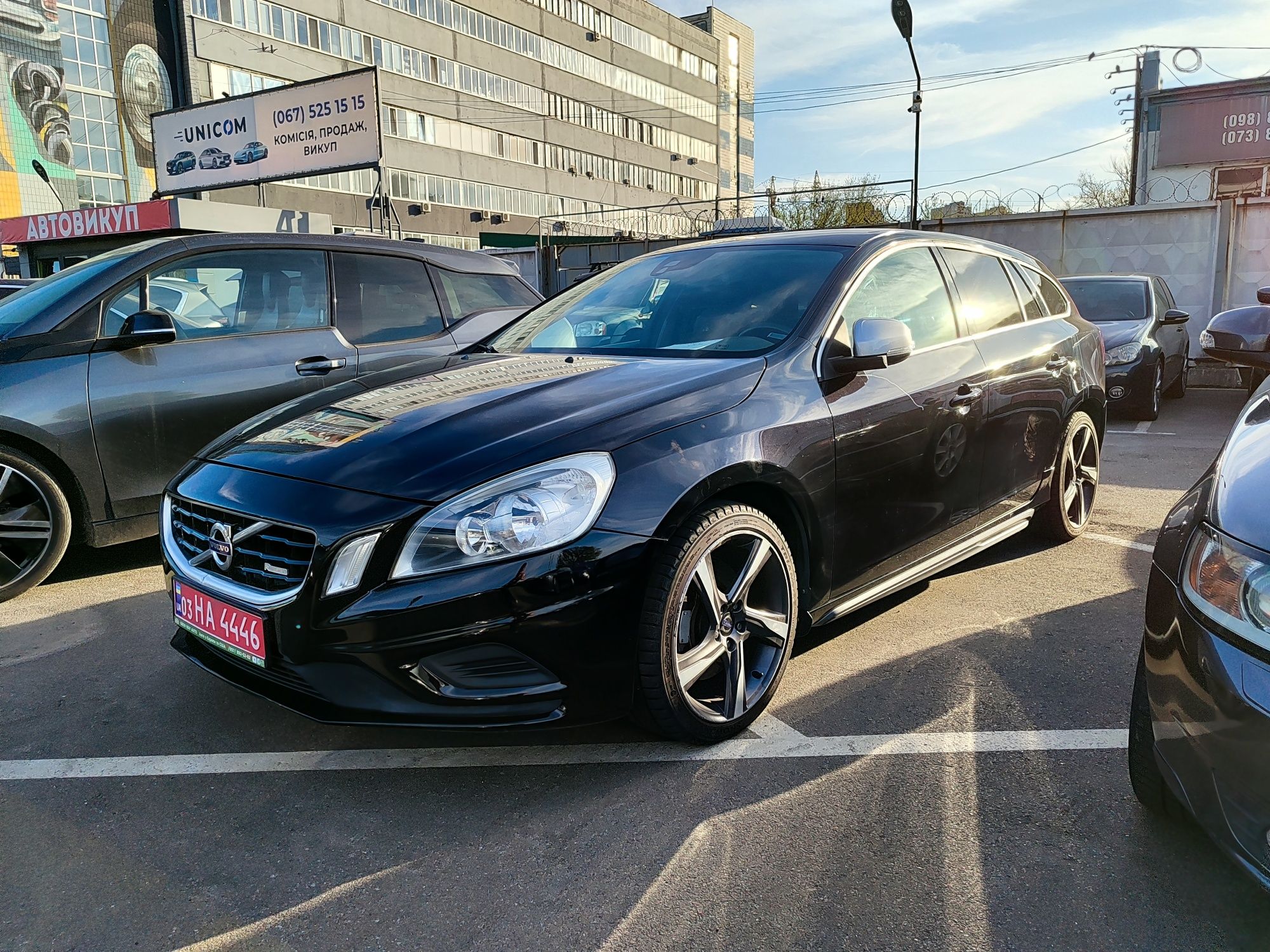 R-DESIGN Volvo V60 2,4 D5 AWD автомат 2013 ІДЕАЛ
