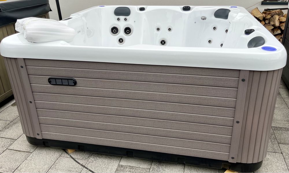 Jacuzzi całoroczne Gecko Nowe BubbleSpa Piękne