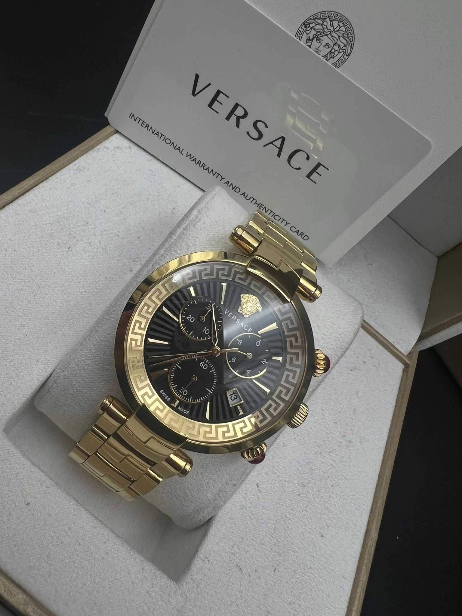 Zegarek Versace VE2M00621 złoty