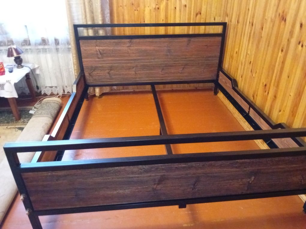 Łóżko pod wymiar