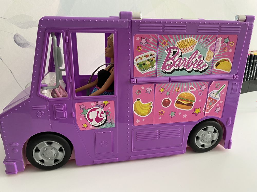 Kamper Barbie Food Track