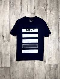 Dkny футболка M размер чёрная с принтом