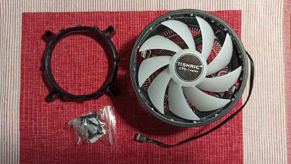 Новий процесорний кулер tishtic tsr з підсвіткою intel amd