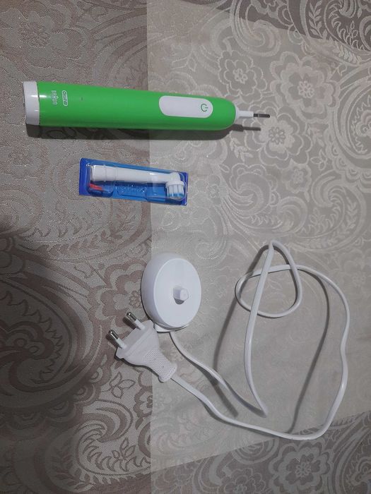 Szczoteczka rotacyjna Oral-B Pro Series 1 3791