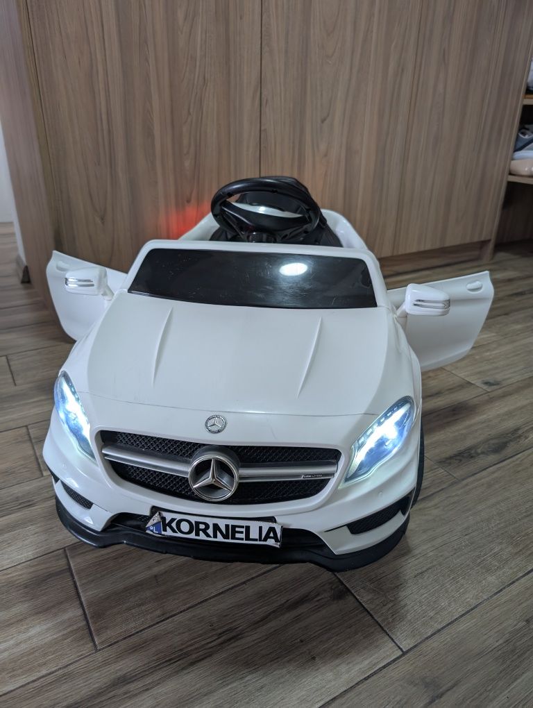 Mercedes GLA45 Auto na akumulator EVA SKÓRA PILOT