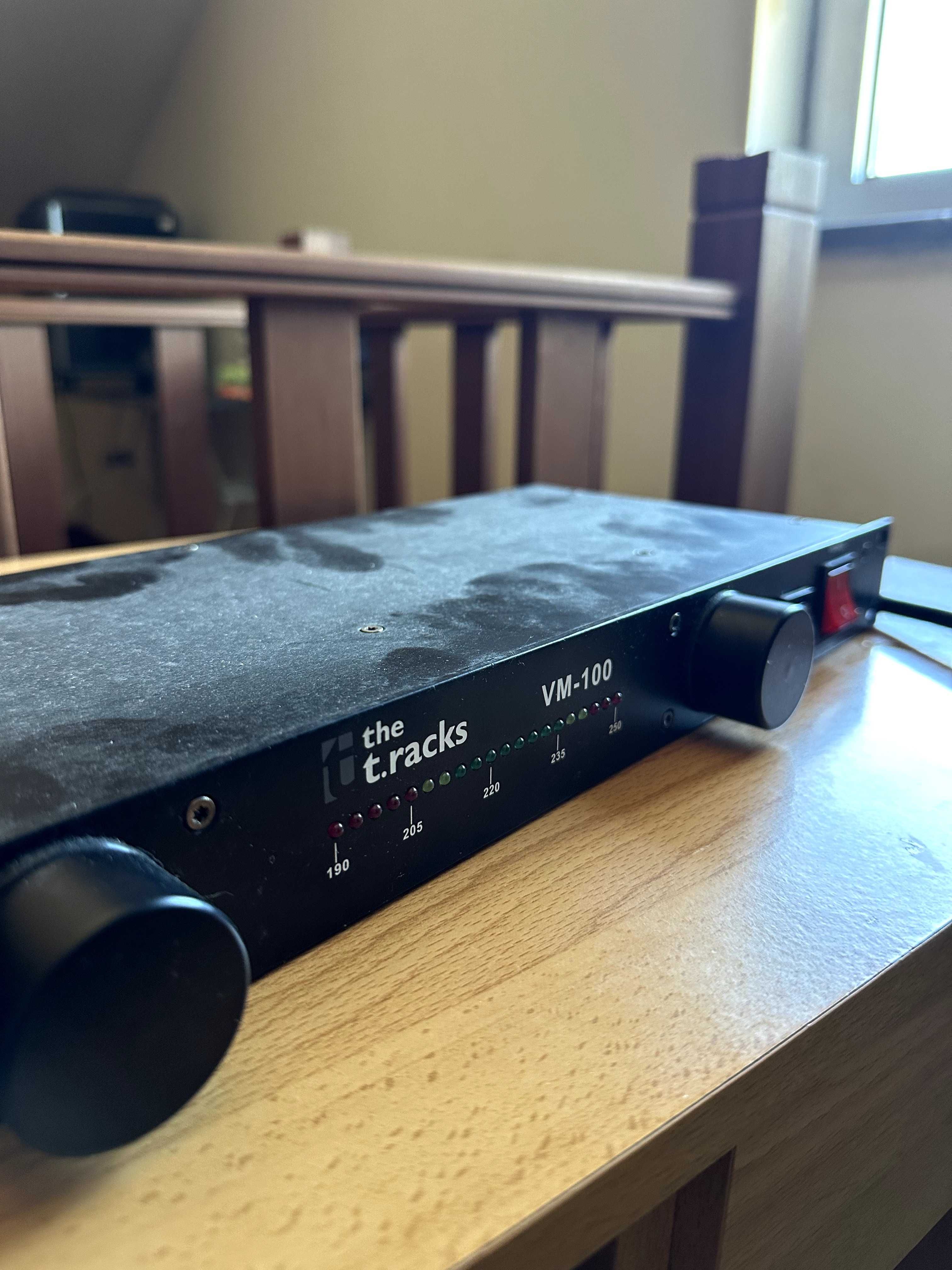 the T.RACKS vm-100