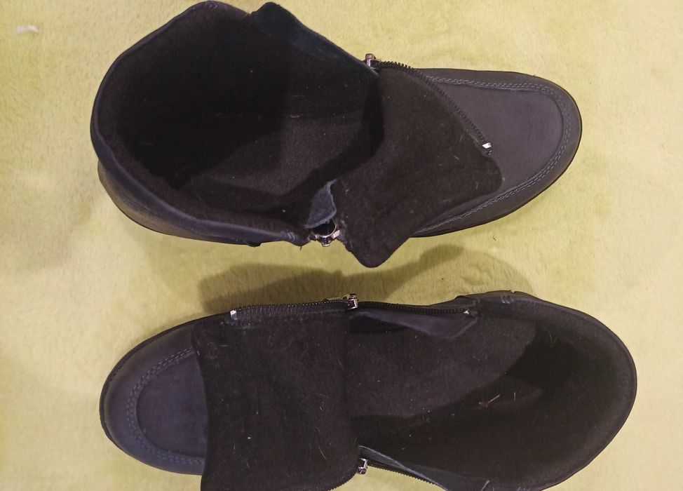 Granatowe, zimowe botki Lasocki 39