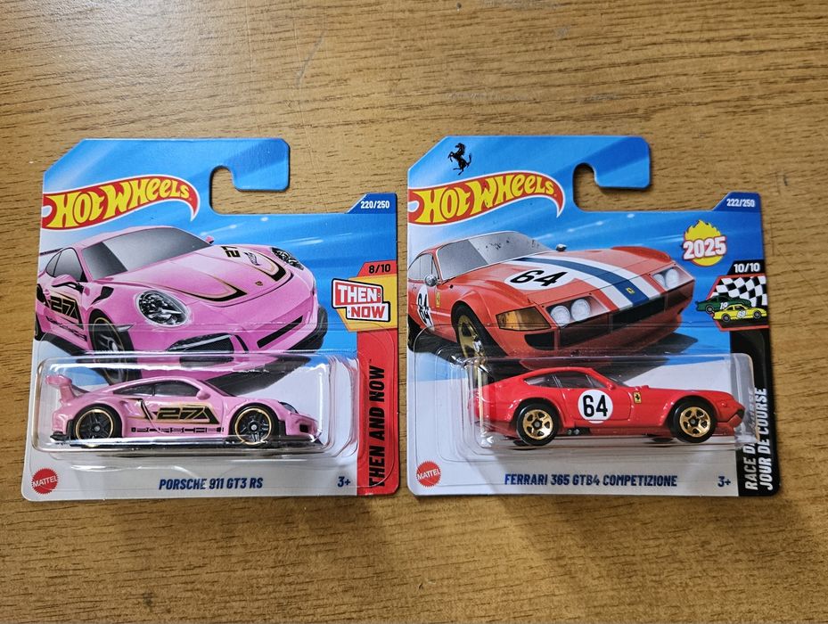 Porsche Ferrari Hot Wheels