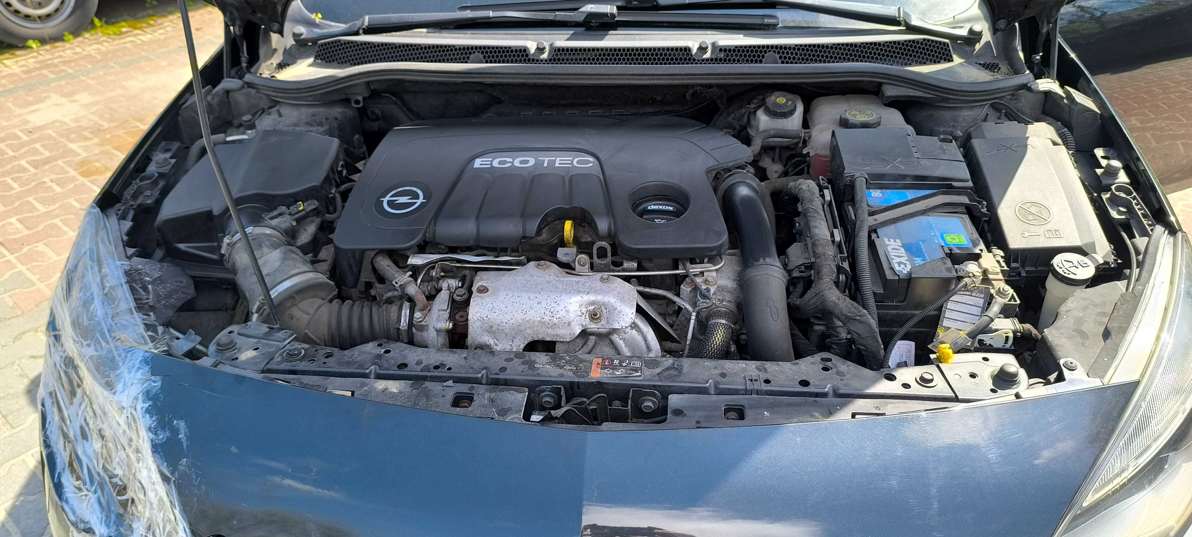 Opel Astra J Sports Tourer 1.6 diesel 136PS 2015r