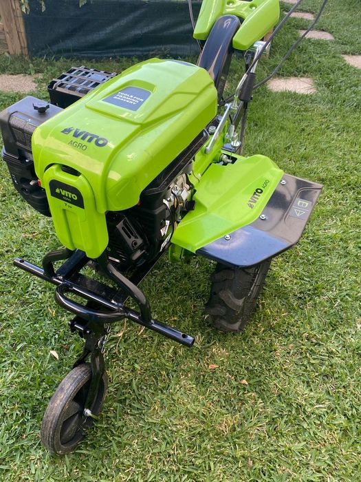 Motoenxada vito tração integral