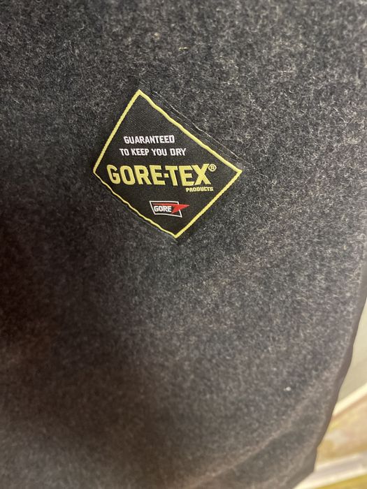 Пальто чоловіче HUGO BOSS