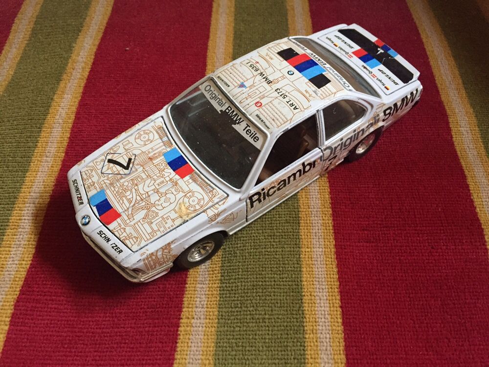 Miniatura BMW 635 csi