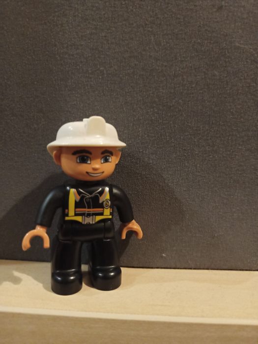 LEGO Duplo figurka strażaka