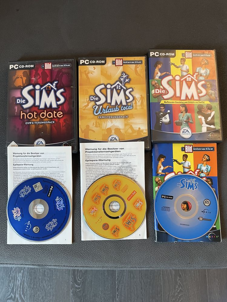 The Sims plus dodatki