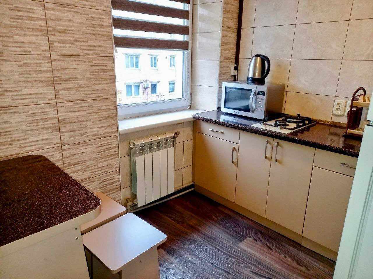Посуточно;2х ком кв  Люкс Центр, Отчётные док, Парковка