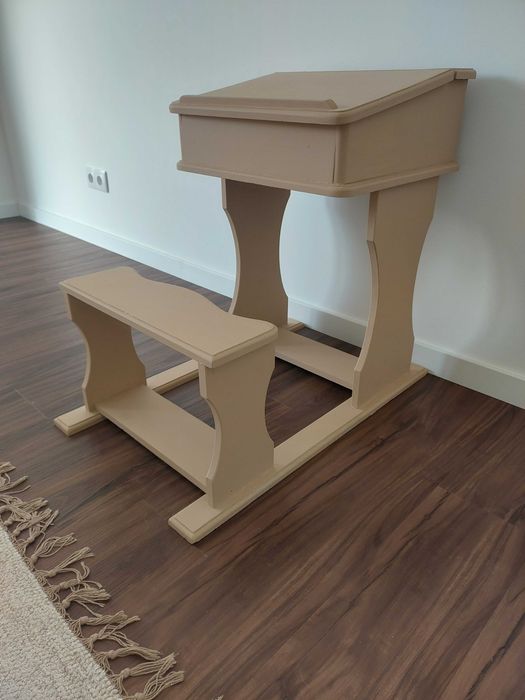 Secretária inflantil de madeira