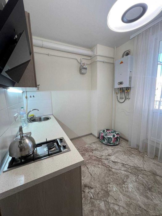 Сдам ПОСУТОЧНО ЖК 7 Небо ( рядом 7 км , Аквапарк, Авангард)