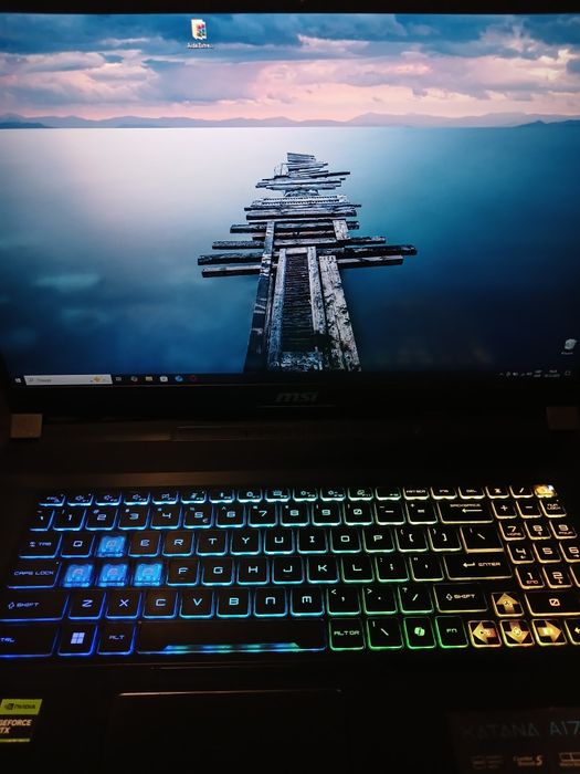 Ноутбук MSI katana  A17 AI B8VF-1004XPL