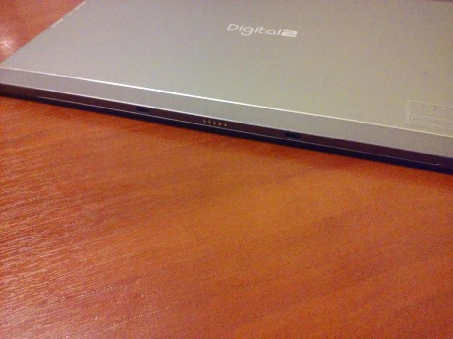 digital2 d2-1015w, 10", 4 ядра до 1.83GHz, 1Gb ОЗУ, 32Gb HDMI, USB