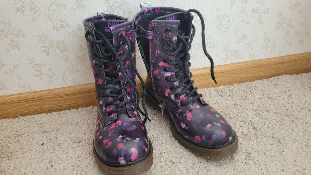 Нові італійські черевики Primigi для дівчат. Розмір 35. Осінь/зима