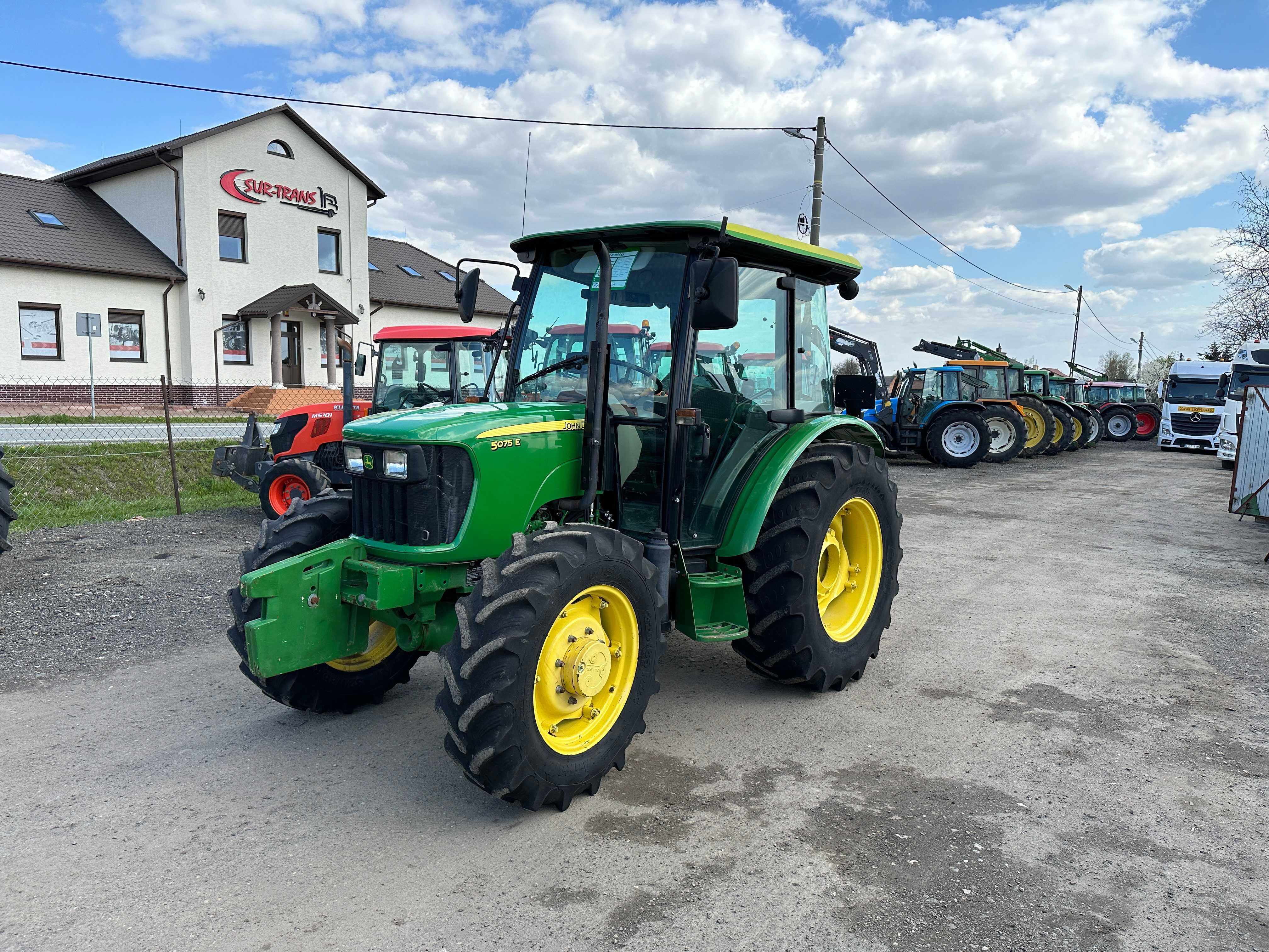 JOHN DEERE 5075-rok 2017