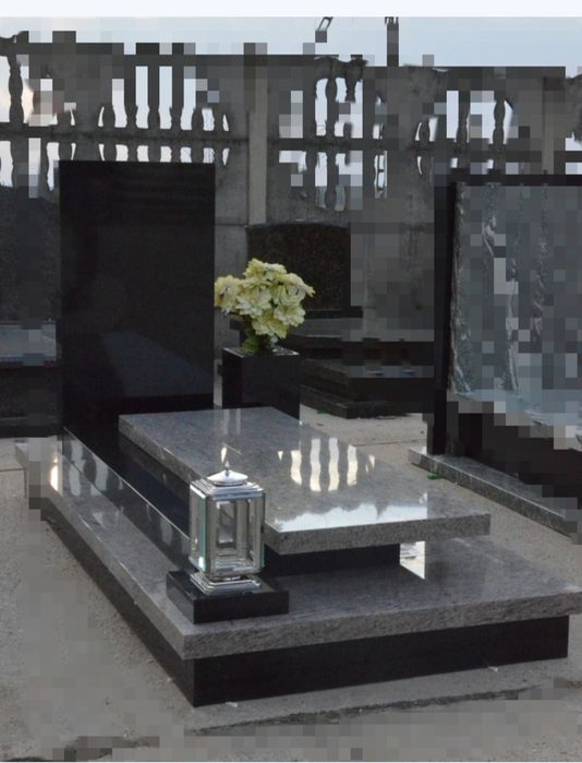 Rozbiórki  nagrobków , kostka wokół grobu,nagrobki