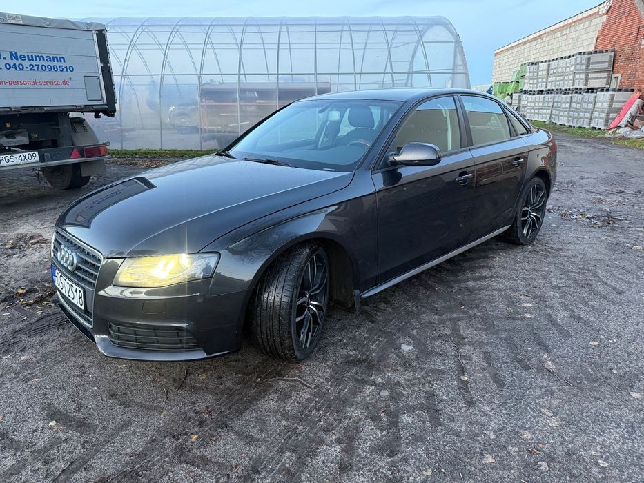Audi A4 Limousine Audi a4 b8 2.0 tdi + komplet kół zimowych (w cenie)