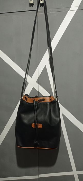 Продам сумки,бананки