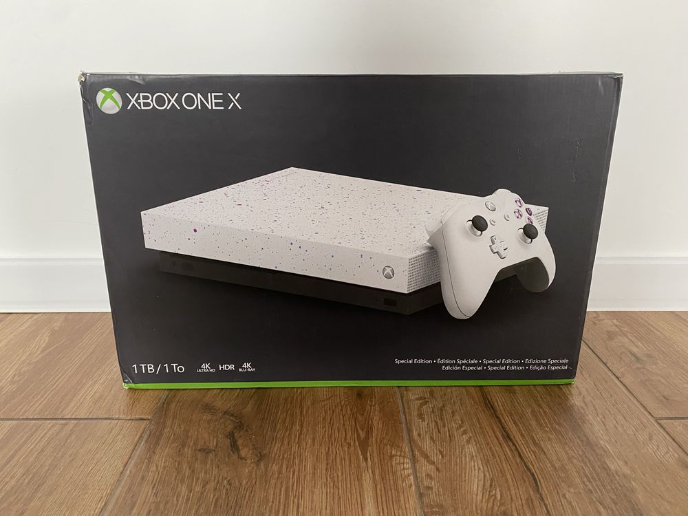 Xbox one x limitowana hyper space