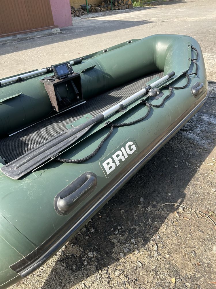 Човен лодка BRIG 3.50 эхолот Humminbird Helix 5