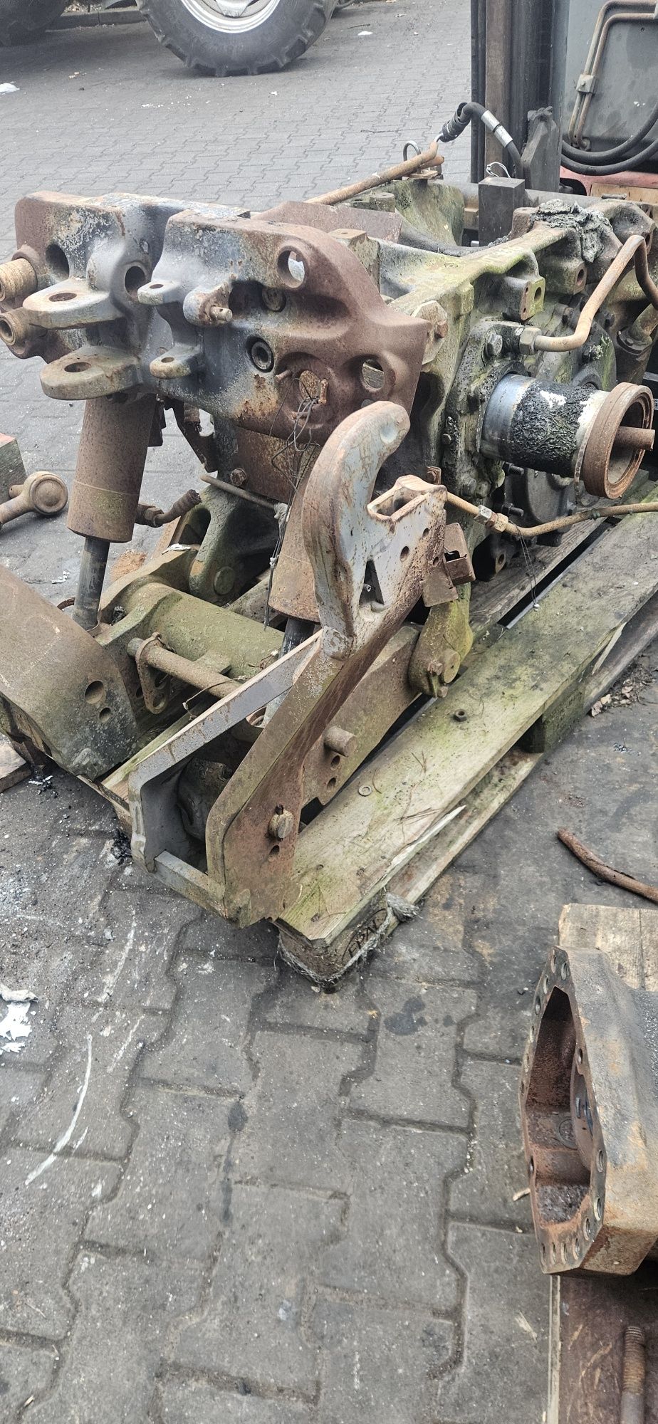 Przedni napęd Fendt 930, 933