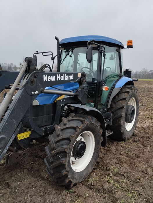 New  Holland TD5050 z turem New Holland TL730