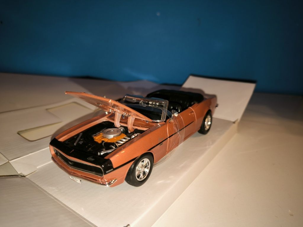 Chevrolet Camaro SS 396 Convertible 1968 - Model 1:24