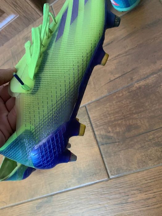 Бутси adidas  42 розмір