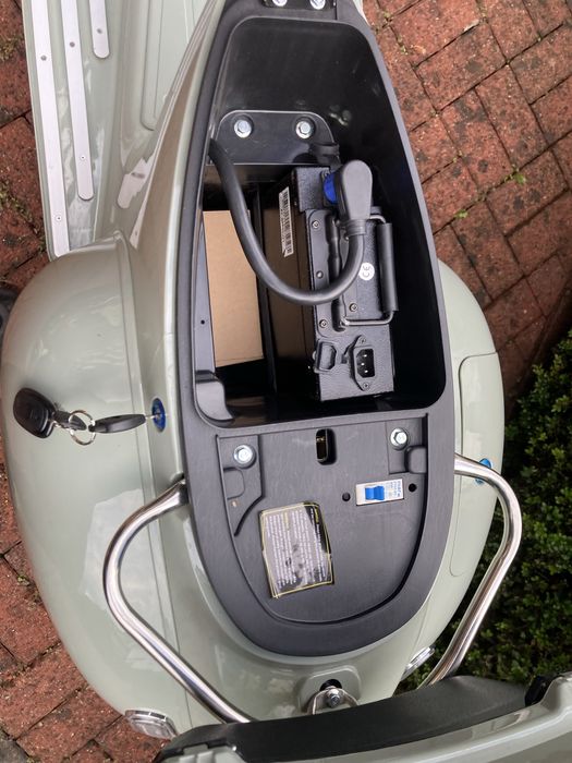 Skuter elektryczny sunra vespa retro nowy bateria classic wyprzedaz hi