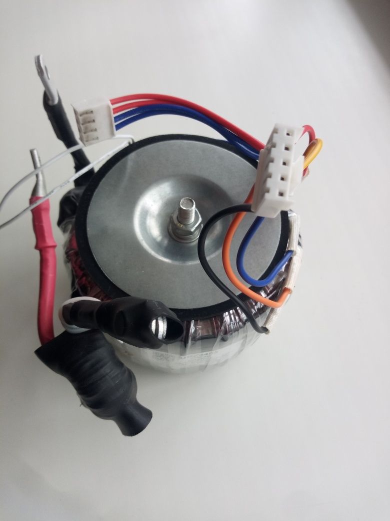 Трансформатор Kemot, Volt Polska Sinus Pro 800E