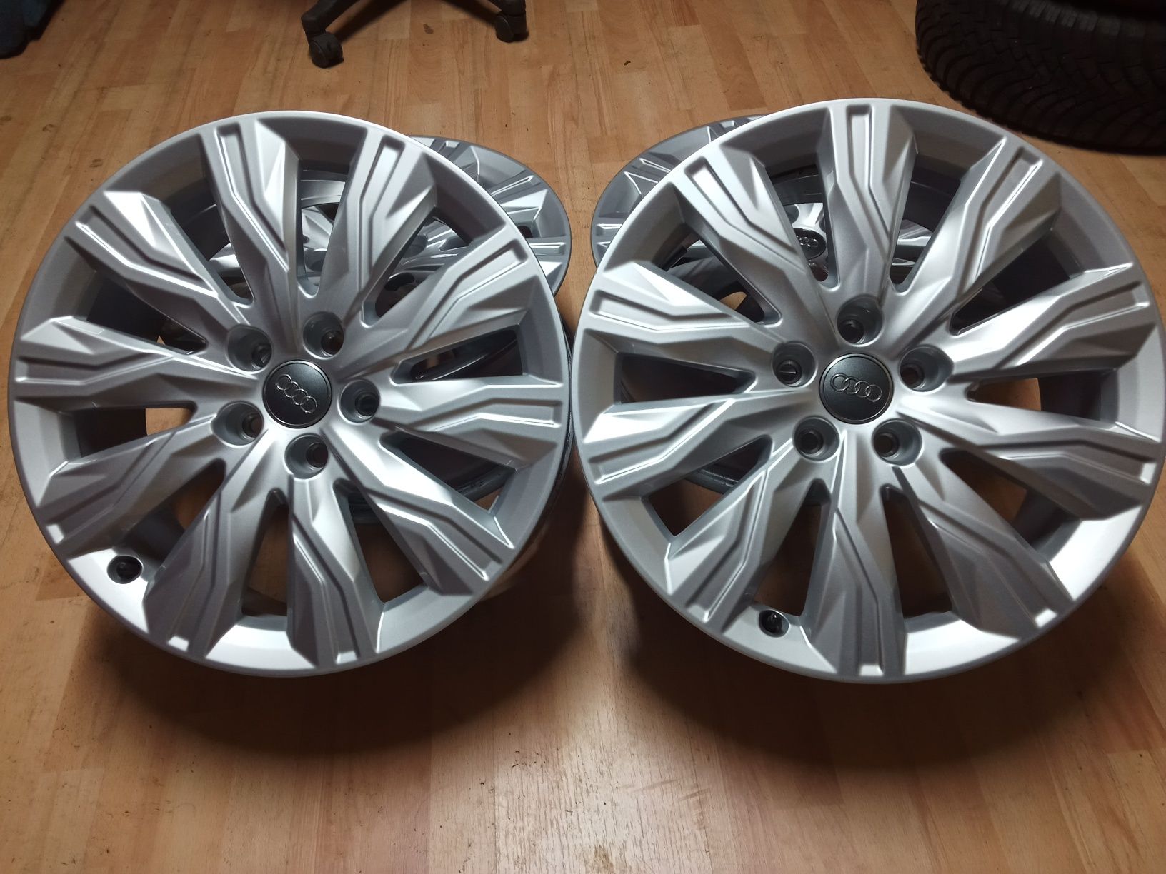 Sprzedam felgi R18 Audi
