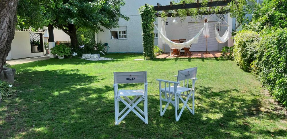 Moradia T3 c/ dois pisos e amplos jardins situada a 5 mn  da cidade vr