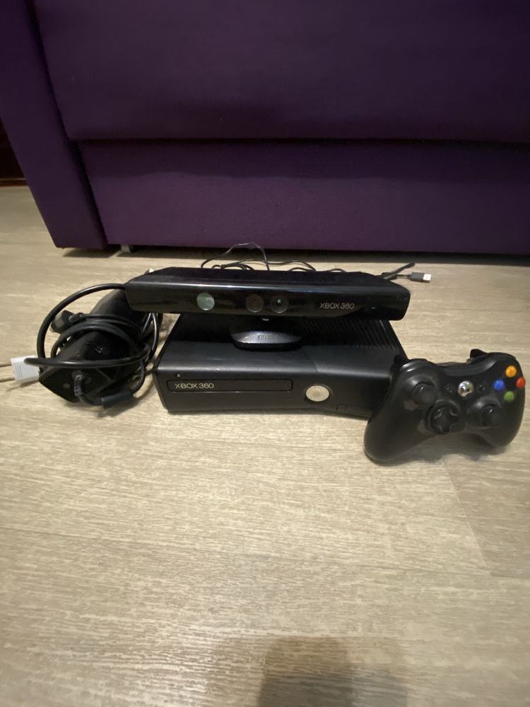Xbox 360 + Kinect + 6 игр