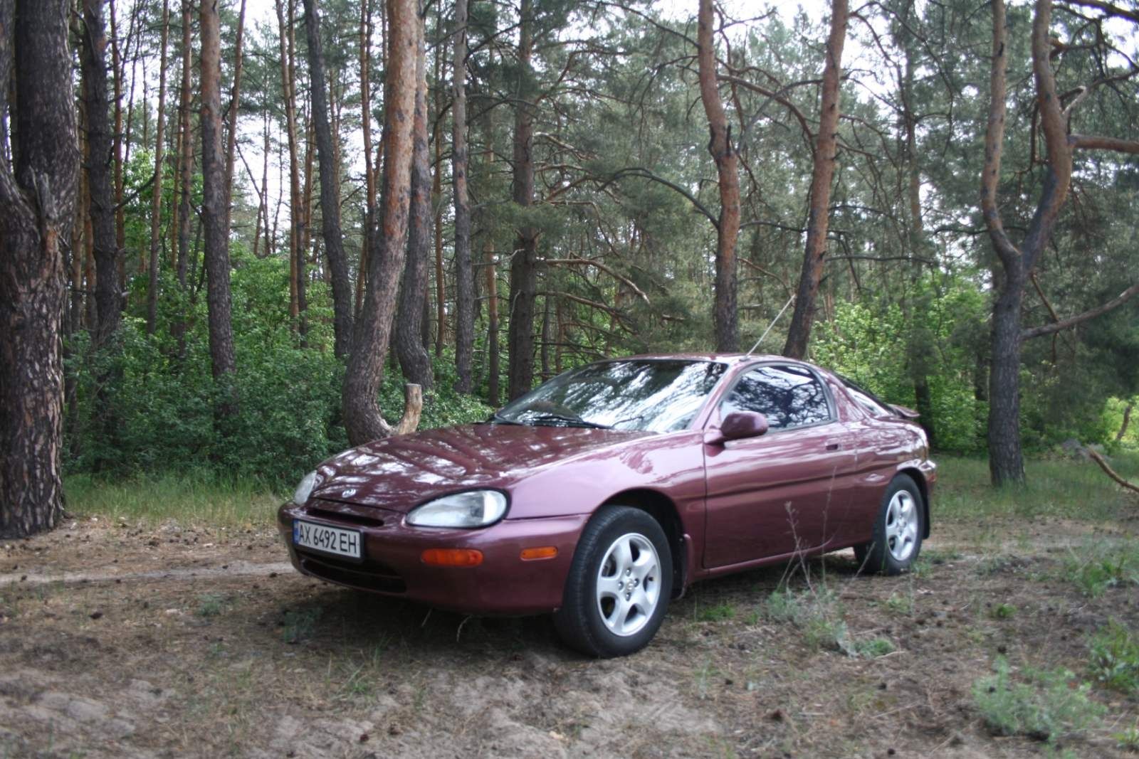 Mazda MX-3. V6. 1.8l. 1993г.