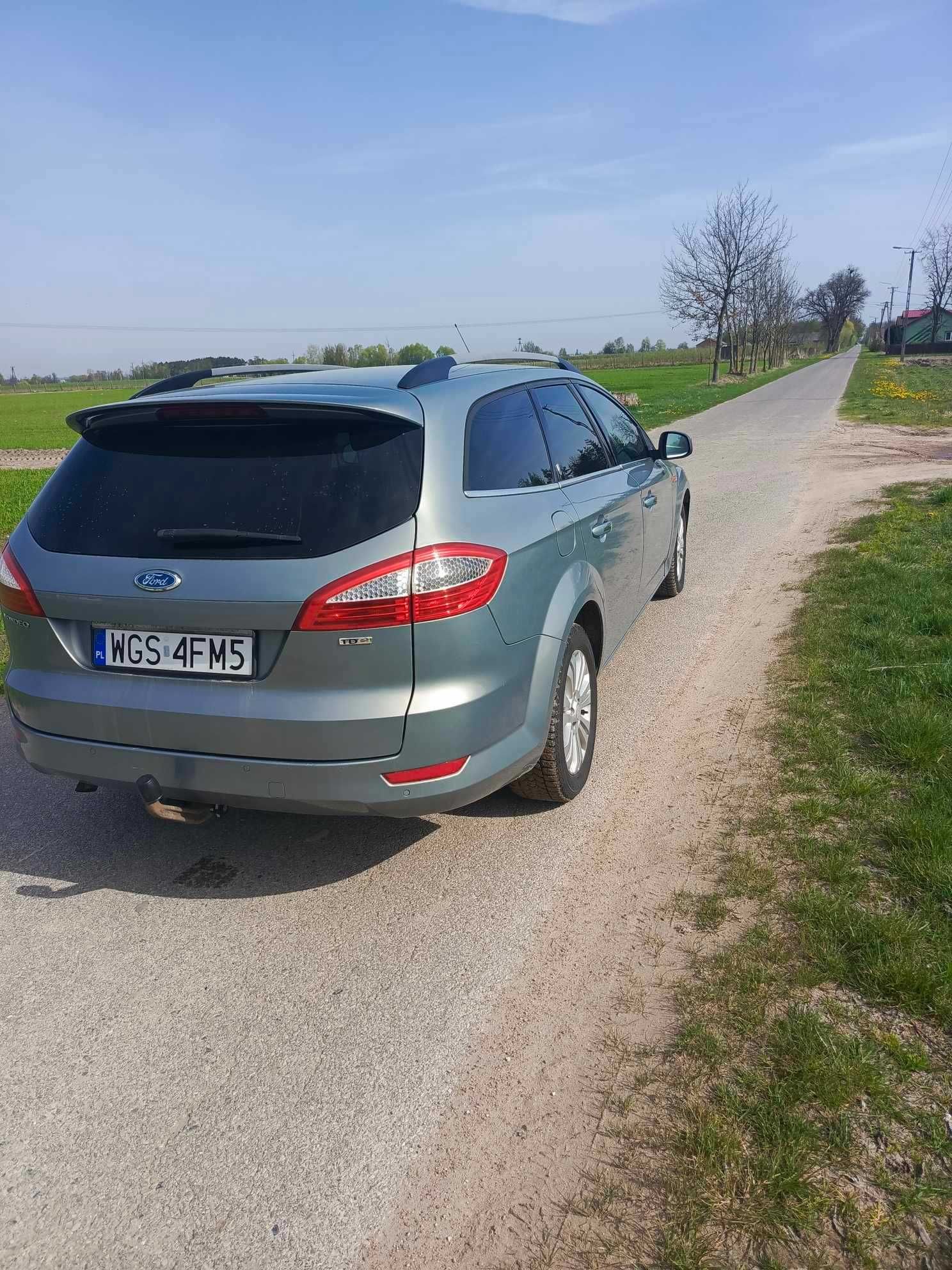 Doinwestowany Ford Mondeo Mk4 2.0 140 KM Ghia. Bardzo dobry stan